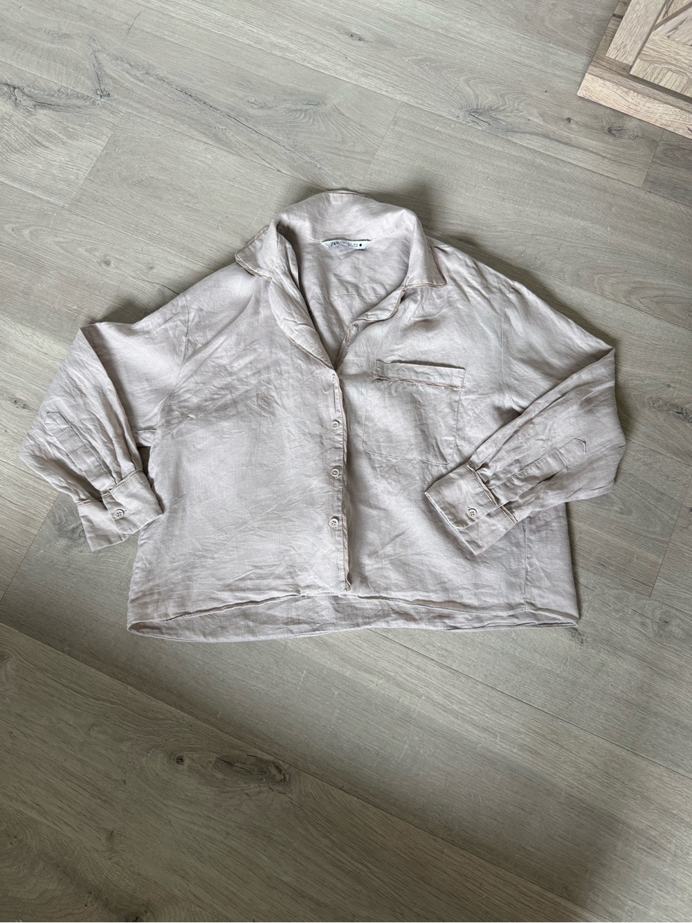 Zara 100% linen Light Beige button up top women’s size small